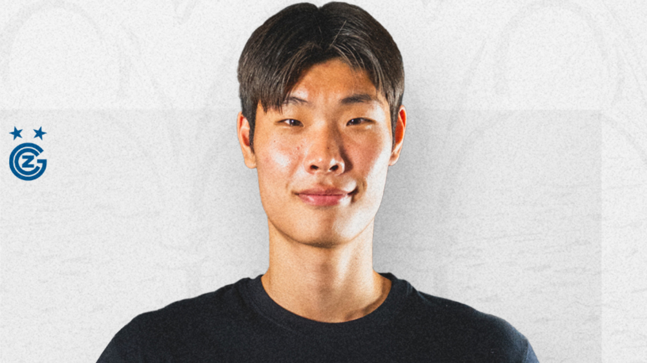 Der Grasshopper Club Zürich aus der Super League verpflichtet Young-jun Lee  von Suwon FC