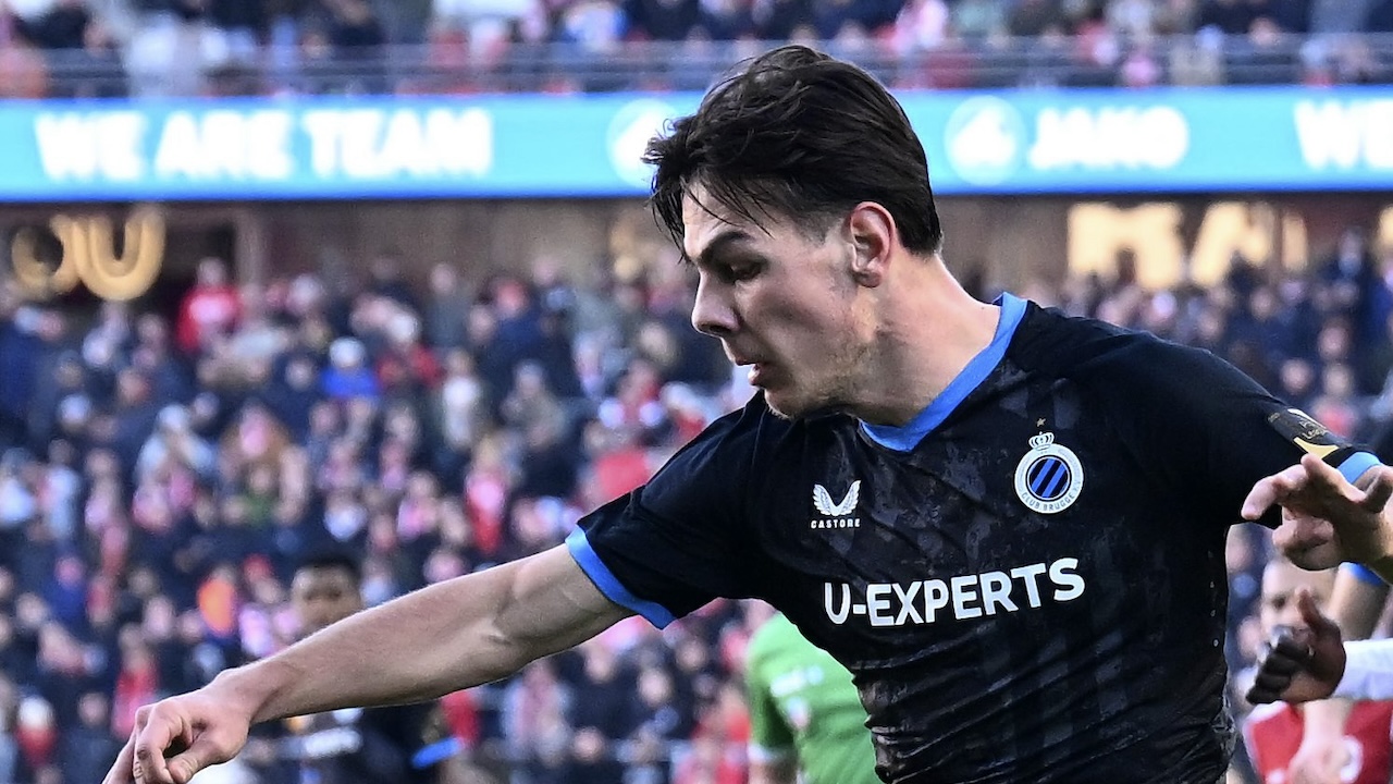 Der Schweizer Mittelfeldspieler von Club Brügge, Ardon Jashari, weiss im  Champions-League-Achtelfinal gegen Aston Villa zu überzeugen.